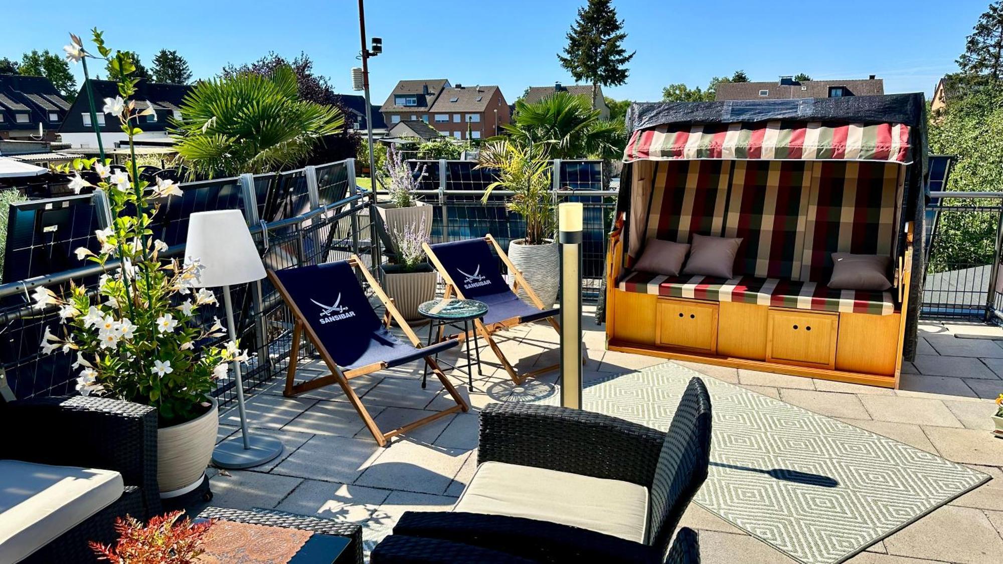 Traveller Awards 2025 - Nordeifel Fw 75 M2 Mit 50 M2 Terasse- Thermen-Badewelt, Phanasialand, Koeln, Bonn, Eifelwanderung Oder Nur Mal So Zum Entspannen Euskirchen Εξωτερικό φωτογραφία